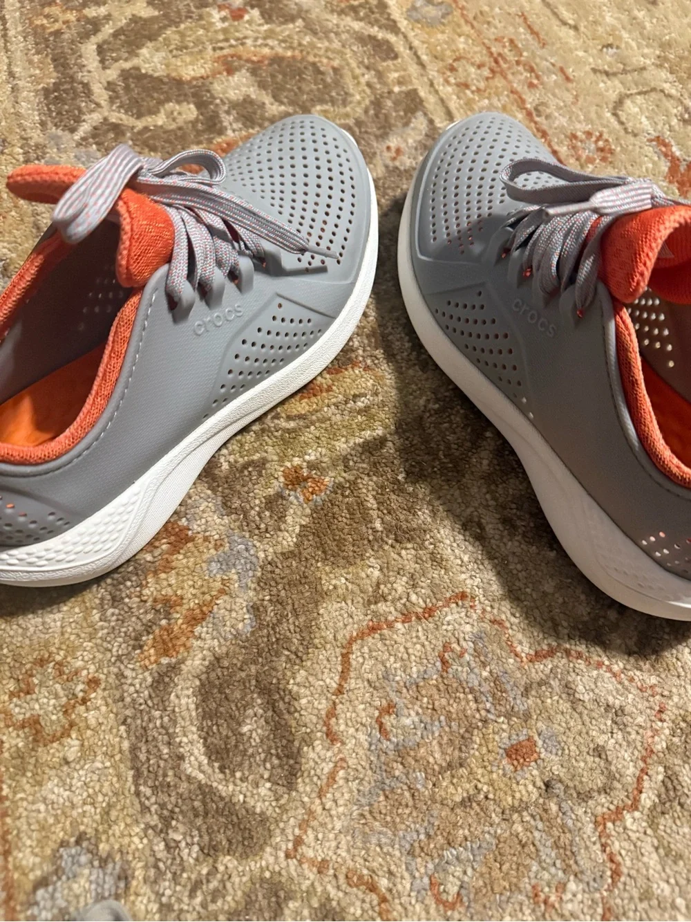 Crocs men size 4 women size 6 Lightweight Gray & Orange Casual Sneakers